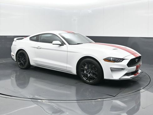 Used 2019 Ford Mustang Coupe w/ Ecoboost Performance Package image 28