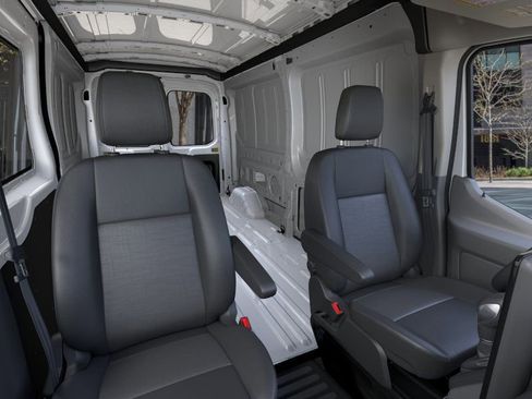 New 2026 Ford Transit 250 148 Medium Roof RWD image 10