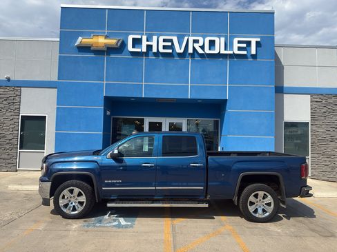 Used 2018 GMC Sierra 1500 SLT AWD/4WD image 1