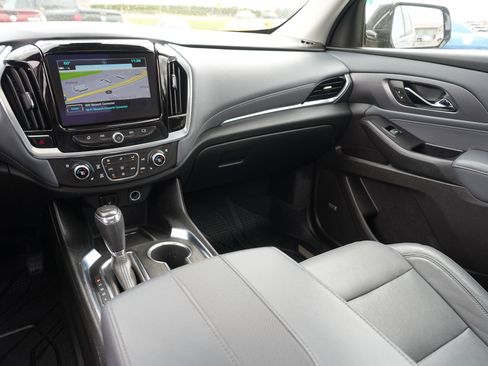 Used 2019 Chevrolet Traverse Premier w/ LPO, Floor Liner Package AWD/4WD image 21