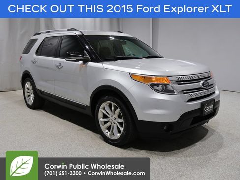Used 2015 Ford Explorer XLT w/ Equipment Group 202A FWD image 1