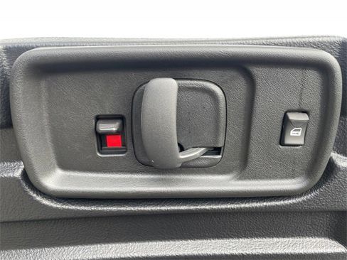 Used 2025 Chevrolet Express 2500 Extended w/ Communications Package image 29