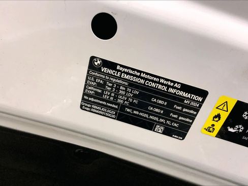 Certified 2024 BMW 440i xDrive Convertible w/ Premium Package image 31