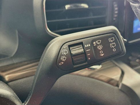 Used 2020 Ford Explorer Limited RWD image 8