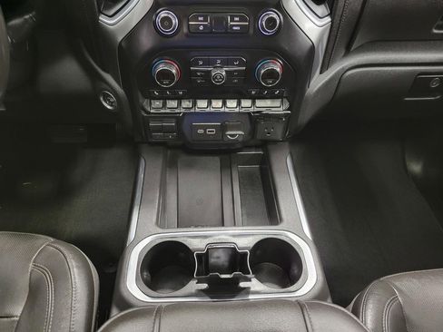 Used 2019 Chevrolet Silverado 1500 LTZ w/ LTZ Premium Package AWD/4WD image 16