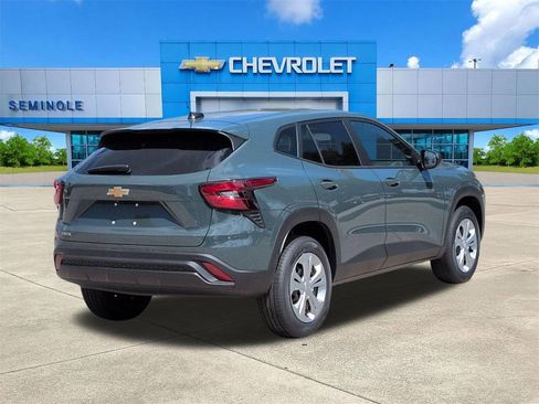 New 2026 Chevrolet Trax LS w/ Driver Confidence Package FWD image 4