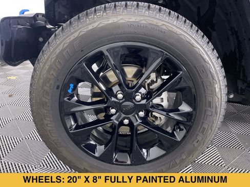 Used 2022 Jeep Wrangler Unlimited Sahara w/ Cold Weather Group AWD/4WD image 15