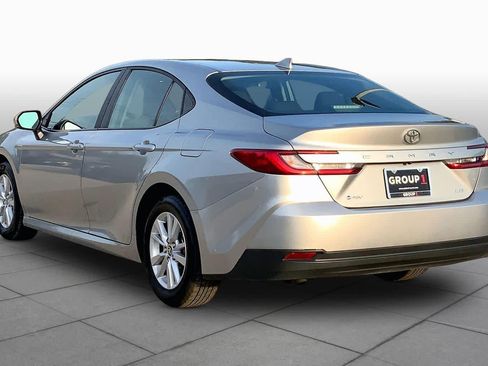 Used 2025 Toyota Camry LE FWD image 12
