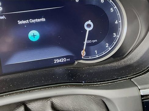 Used 2022 Genesis GV70 2.5T image 11