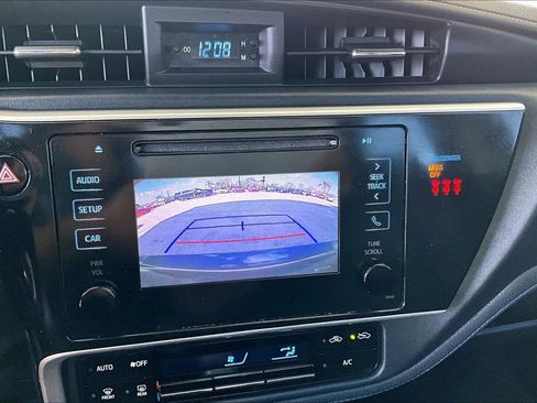 Used 2019 Toyota Corolla SE FWD image 13
