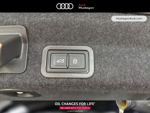 New 2025 Audi A6 3.0T Prestige image 27