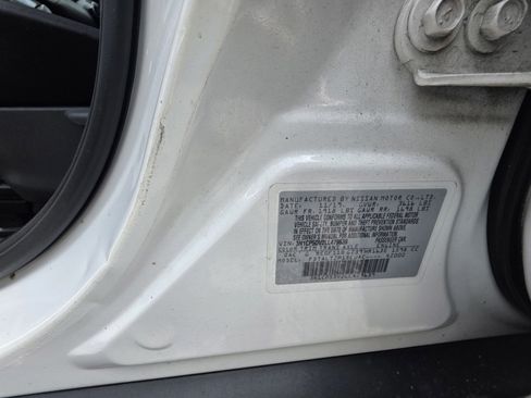 Used 2020 Nissan Kicks SR FWD image 25