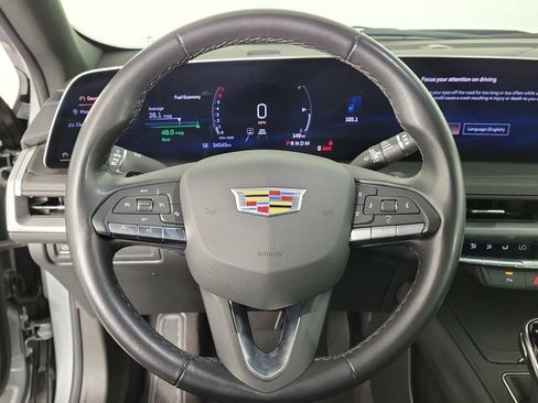 Used 2025 Cadillac XT4 Premium Luxury FWD image 19