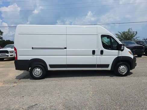 Used 2023 RAM ProMaster 2500 FWD image 7