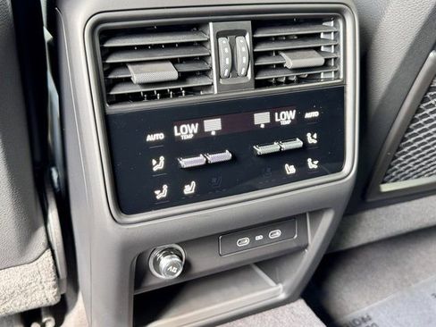 New 2026 Porsche Cayenne Coupe image 24