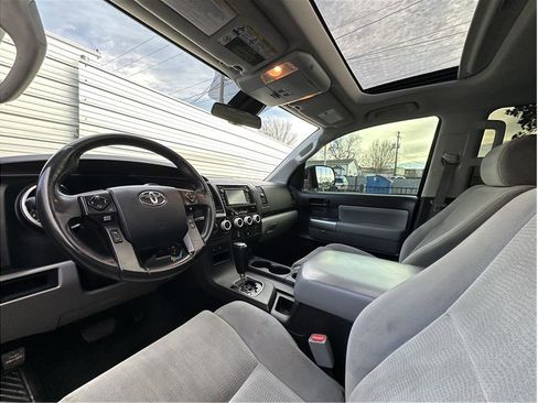 Used 2018 Toyota Sequoia SR5 w/ Carpet Cargo Mat Package image 2