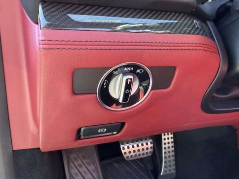 Used 2018 Mercedes-Benz SL 550 image 17