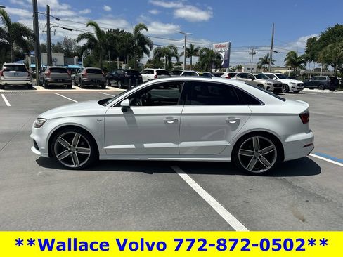 Used 2018 Audi A3 2.0T Premium Plus w/ Premium Plus Package FWD image 9