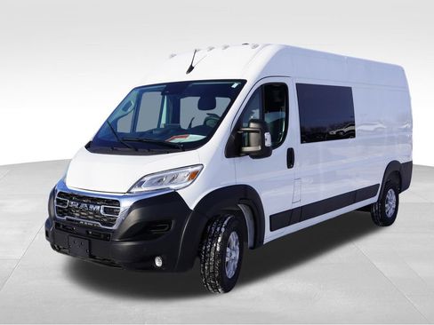 Used 2025 RAM ProMaster 2500 w/ Crew Van Package image 11