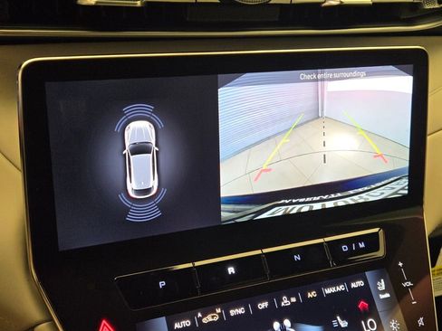 Used 2024 Maserati Grecale GT image 27