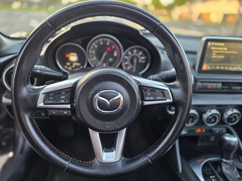 Used 2017 MAZDA MX-5 Miata RF Grand Touring RWD image 24