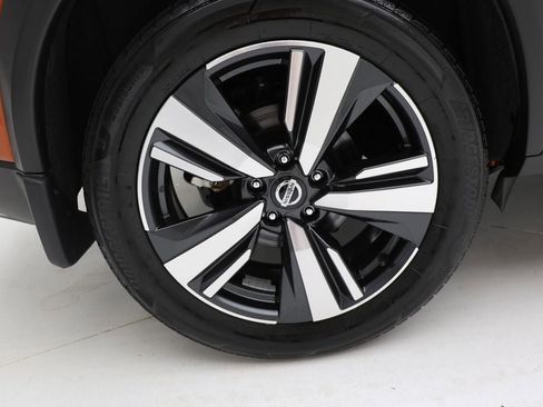 Used 2021 Nissan Rogue Platinum image 10