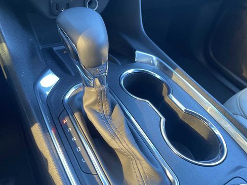 Certified 2023 Chevrolet Traverse LT image 15