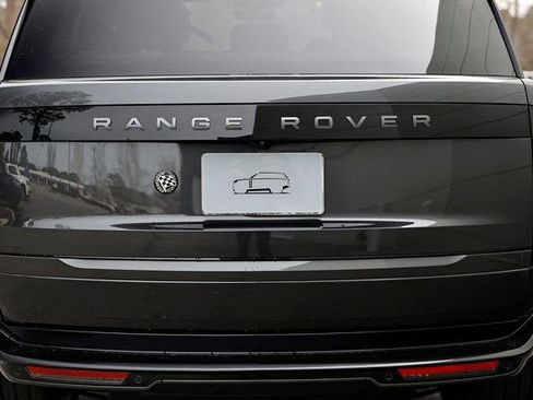 New 2026 Land Rover Range Rover SE image 11