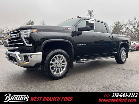 Used 2025 Chevrolet Silverado 3500 LTZ w/ LTZ Premium Package image 1