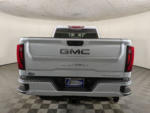 New 2026 GMC Sierra 2500 Denali Ultimate AWD/4WD image 8
