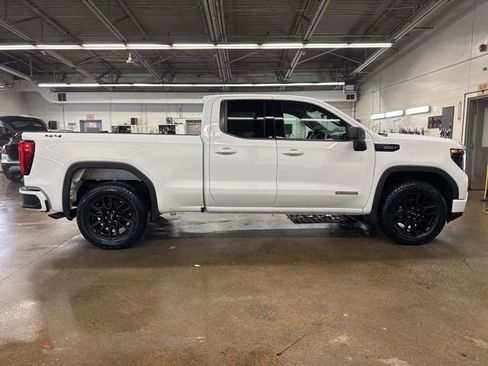 Used 2025 GMC Sierra 1500 Elevation AWD/4WD image 6