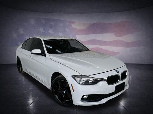 Used 2017 BMW 320i Sedan image 7