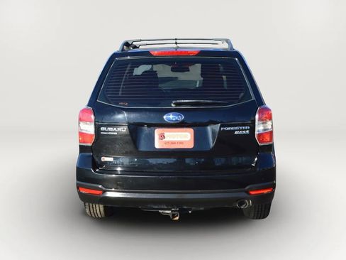 Used 2015 Subaru Forester 2.5i w/ Alloy Wheel Package image 6