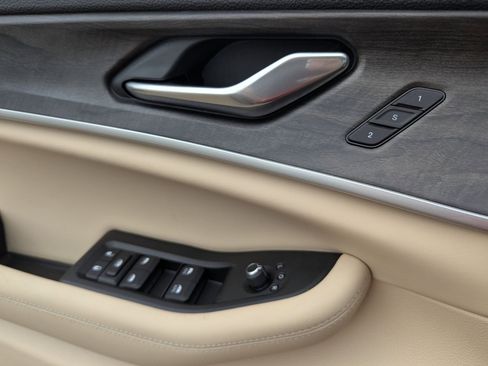 New 2026 Jeep Grand Cherokee L Limited image 16