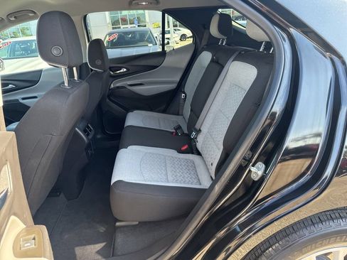 Used 2023 Chevrolet Equinox LT w/ Driver Convenience Package FWD image 18