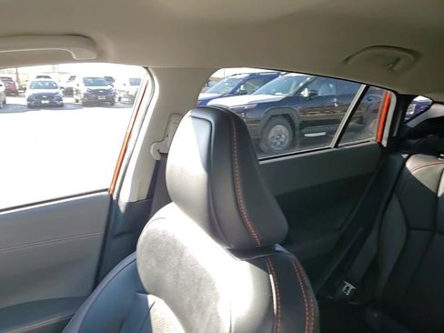 Certified 2025 Subaru Crosstrek 2.5i Limited image 30