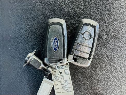 Used 2018 Ford F150 Lariat w/ Equipment Group 502A Luxury image 34