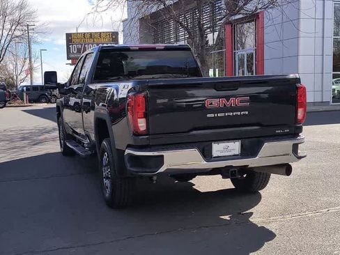 Used 2025 GMC Sierra 3500 SLE w/ SLE Value Package image 7