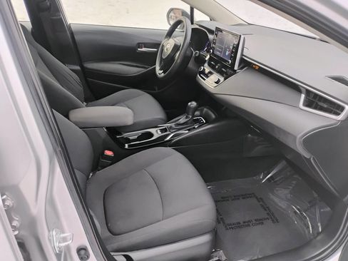 Used 2021 Toyota Corolla LE image 15