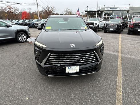 New 2026 Buick Enclave Preferred w/ Power Package image 2