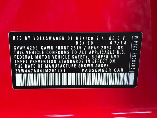Used 2018 Volkswagen GTI SE FWD image 26