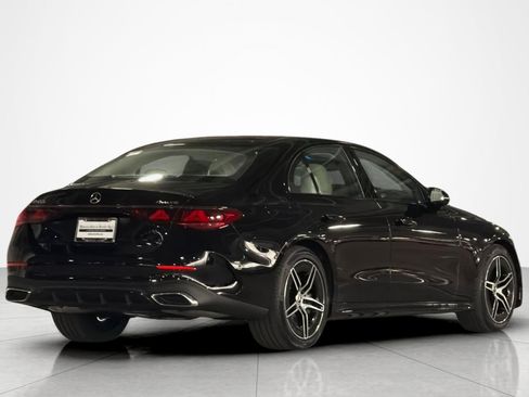 New 2027 Mercedes-Benz E 450 4MATIC Sedan image 5