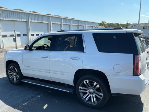 Used 2017 GMC Yukon Denali w/ Open Road Package AWD/4WD image 4