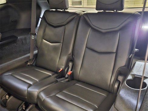 Certified 2021 Cadillac XT6 Premium Luxury image 18