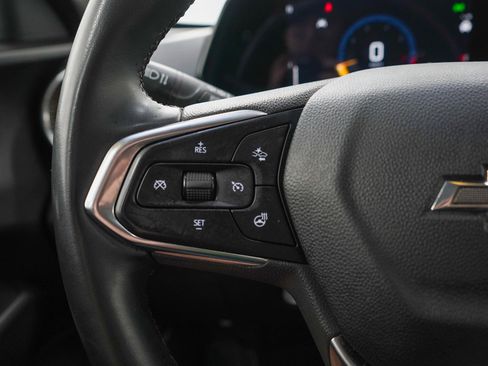 Used 2024 Chevrolet Trax ACTIV FWD image 23