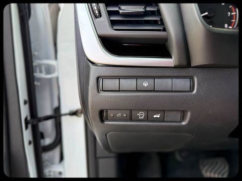 New 2026 Nissan Rogue SV AWD/4WD image 48