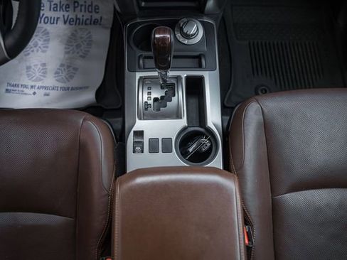 Used 2022 Toyota 4Runner Limited image 33