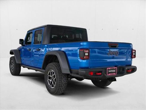 New 2025 Jeep Gladiator Rubicon w/ Convenience Group image 9