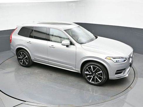 Used 2023 Volvo XC90 B6 Plus AWD/4WD image 45