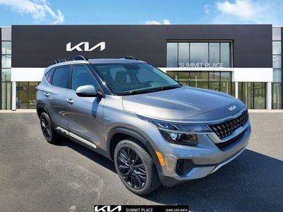 Certified 2022 Kia Seltos Nightfall Edition